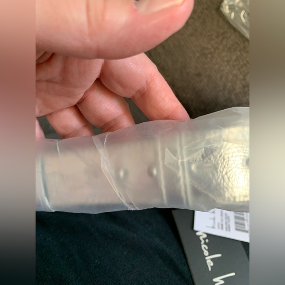 Nicole Miller Silver Sequin Small Faux Leather Purse NWT 🌴 - Picture 5 of 11